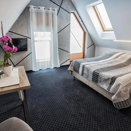 Tojemoje Konukevi 3*