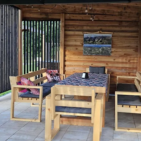 Konukevi Tojemoje 3*